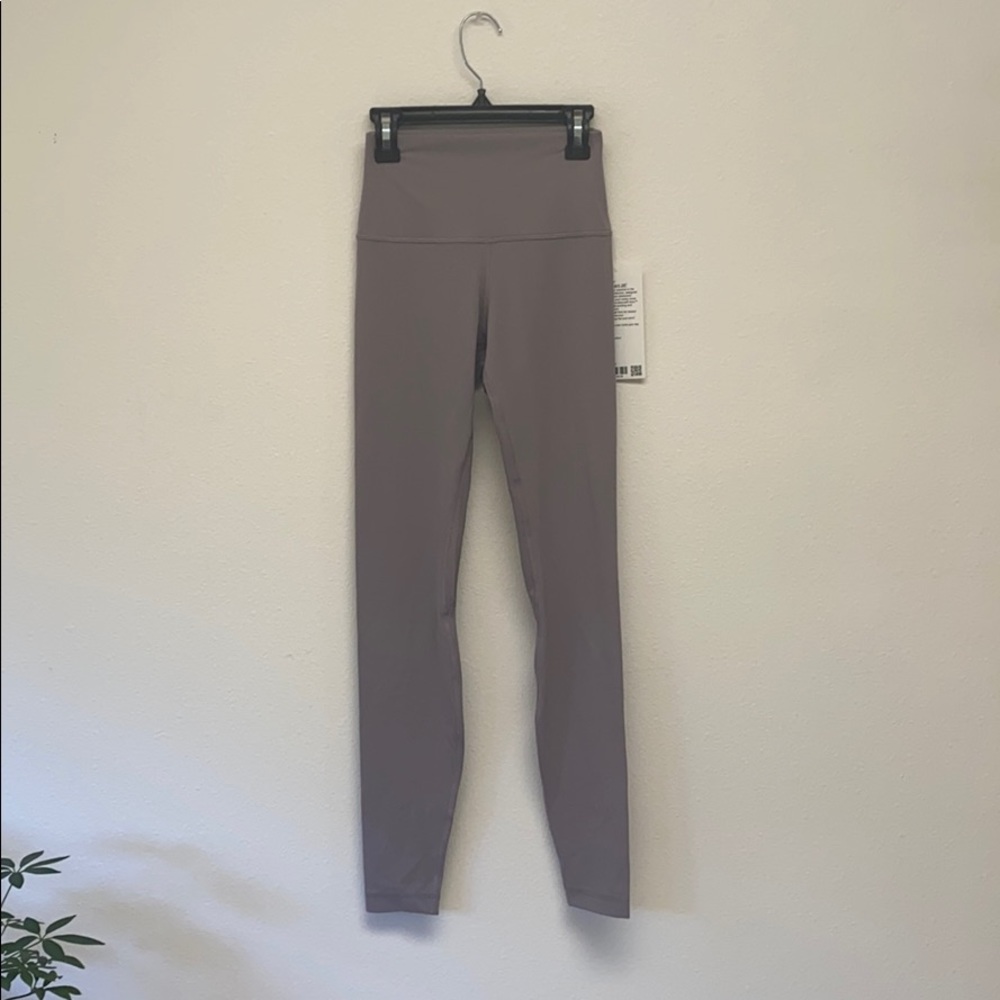 Lululemon align 28”